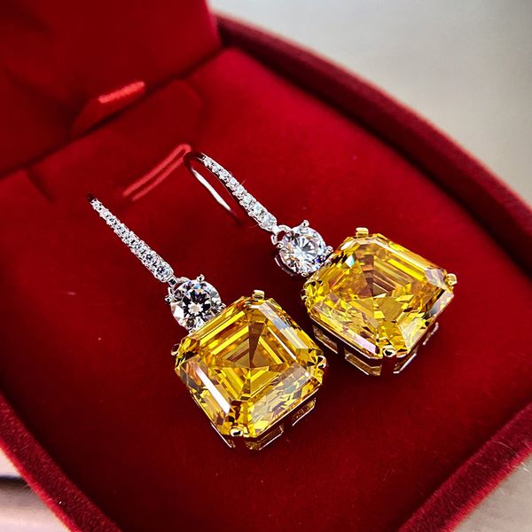 2020 fashion brand luxury sparkling yellow zircon earrings for women 925 sterling silver wedding party jewelry gift
2020 fashion brand luxury sparkling yellow zircon earrings for women 925 sterling silver wedding party jewelry gift