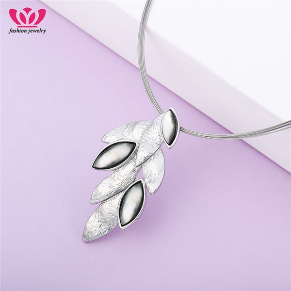 pendant necklaces silver shell leaf necklace vintage style for women christmas party prom gifts fashion jewelry wholesale
pendant necklaces silver shell leaf necklace vintage style for women christmas party prom gifts fashion jewelry wholesale