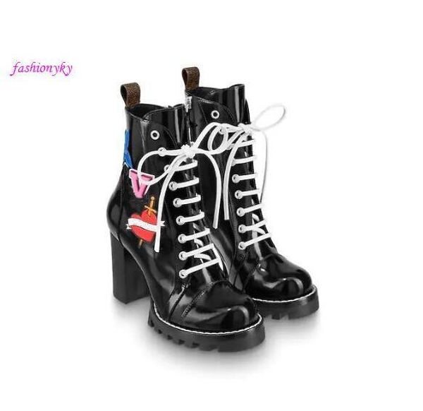 women's leather boots star trail popular thick heel black leather shoelaces rubber outsole luxury 1a2y7w bootswith box
women's leather boots star trail popular thick heel black leather shoelaces rubber outsole luxury 1a2y7w bootswith box