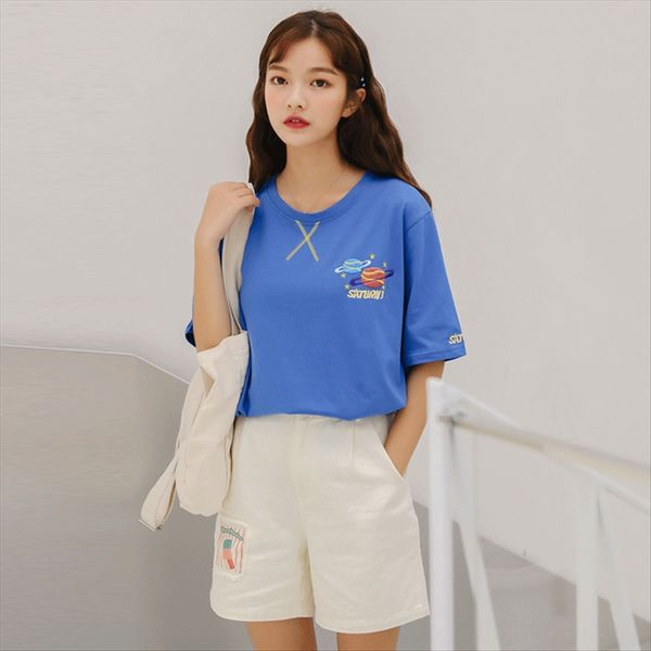 2019 embroidery loose short-sleeved t-shirt female all-match student round neck chic 2019 embroidery loose short-sleeved t-shirt female, White
2019 embroidery loose short-sleeved t-shirt female all-match student round neck chic 2019 embroidery loose short-sleeved t-shirt female, White