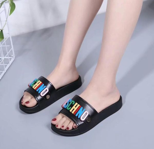 высокое качество brand men summer rubber сандалии бич скользящие мода потертости тапочки крытый обувь размер люкс тапочки, Black
высокое качество brand men summer rubber сандалии бич скользящие мода потертости тапочки крытый обувь размер люкс тапочки, Black