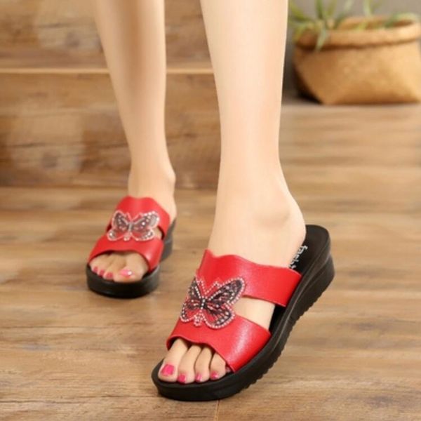 new women slippers buckle real leather slides shoes woman solid thick sole heels beach sandals women outside flip flops summer, Black
new women slippers buckle real leather slides shoes woman solid thick sole heels beach sandals women outside flip flops summer, Black