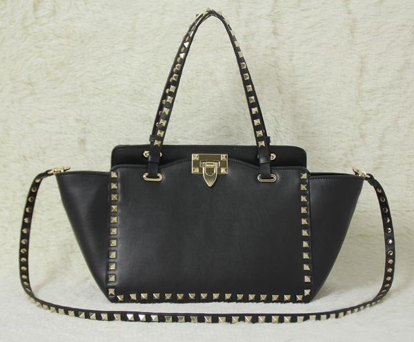 fashion bags lady leather new fashion handbag shoulder bag golden rivet dating date black bag small size black khaki white red colors
fashion bags lady leather new fashion handbag shoulder bag golden rivet dating date black bag small size black khaki white red colors