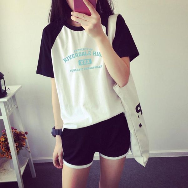 riverdale two piece set women riverdale t shirt new design oversize navel short sleeve and kpop short pants o-neck summer set, White
riverdale two piece set women riverdale t shirt new design oversize navel short sleeve and kpop short pants o-neck summer set, White