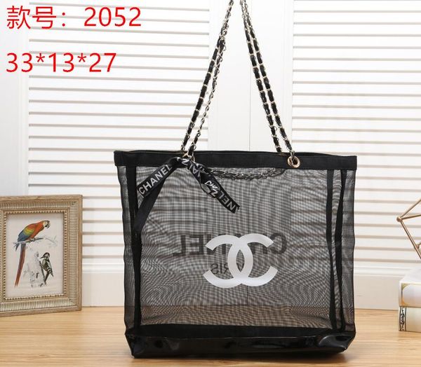 new fashion lady single shoulder bag designer brand luxury leather production of large capacity limited handbag d139 white, White;black 
new fashion lady single shoulder bag designer brand luxury leather production of large capacity limited handbag d139 white, White;black