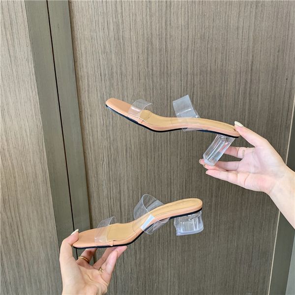 glitter slides shoes woman 2020 woman's slippers fashion med transparent heel jelly new summer basic fabric rubber pu, Black
glitter slides shoes woman 2020 woman's slippers fashion med transparent heel jelly new summer basic fabric rubber pu, Black