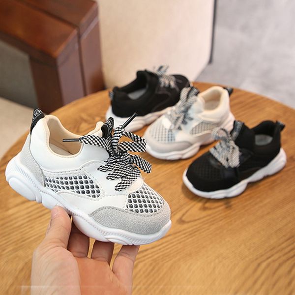 Children's soft bottom color matching sports shoes with shoes mesh breathable non-slip comfortable sports shoes, Black
Children's soft bottom color matching sports shoes with shoes mesh breathable non-slip comfortable sports shoes, Black