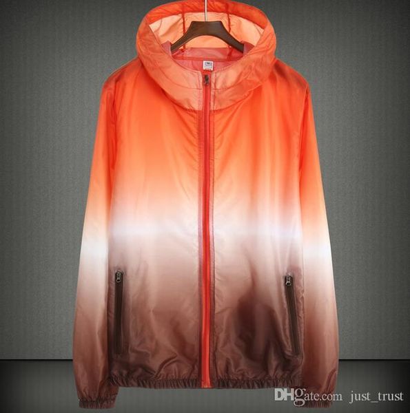 продажи популярная мода радуга портативный ветрозащитный ветровка весна осень мужчины женщины с капюшоном ветровка открытый повседневная спо, Black;brown 
продажи популярная мода радуга портативный ветрозащитный ветровка весна осень мужчины женщины с капюшоном ветровка открытый повседневная спо, Black;brown