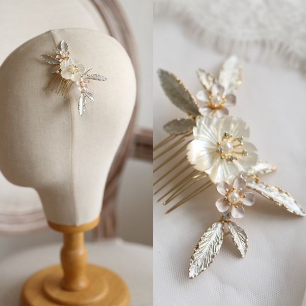 jonnafe natural shell flower women headpiece bridal small hair comb delicate wedding hair jewelry, Golden;white
jonnafe natural shell flower women headpiece bridal small hair comb delicate wedding hair jewelry, Golden;white