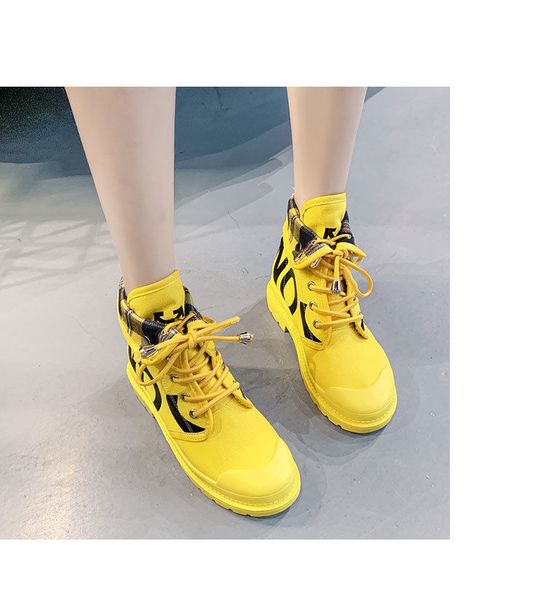 women' boots new martin boots letters two wear elastic rope lace motorcycle short flat tool women' shoes, Black;grey
women' boots new martin boots letters two wear elastic rope lace motorcycle short flat tool women' shoes, Black;grey