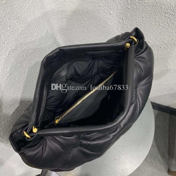 2020 delivery r bag fashion down real leather sewing shoulder bag designer handbag envelope chain cross body messenger bag l
2020 delivery r bag fashion down real leather sewing shoulder bag designer handbag envelope chain cross body messenger bag l