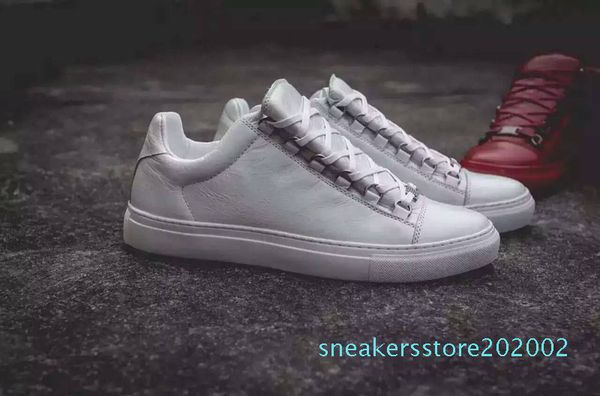 2017 new designer name brand man casual shoes flat kanye west fashion wrinkled leather lace-up low cut trainers runaway s02, Black
2017 new designer name brand man casual shoes flat kanye west fashion wrinkled leather lace-up low cut trainers runaway s02, Black