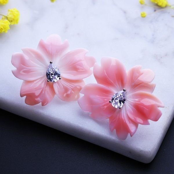 pearl flower stud earrings baroque natural shell pearl brincos statement ear jewelry party wedding bridal earring ewx001702 t7190617, Golden;silver
pearl flower stud earrings baroque natural shell pearl brincos statement ear jewelry party wedding bridal earring ewx001702 t7190617, Golden;silver