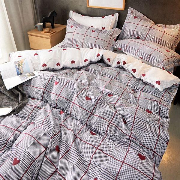 4pcs quality luxury version summer thin quilt king size pineapple print air conditioning cool quilt sets for home travel
4pcs quality luxury version summer thin quilt king size pineapple print air conditioning cool quilt sets for home travel