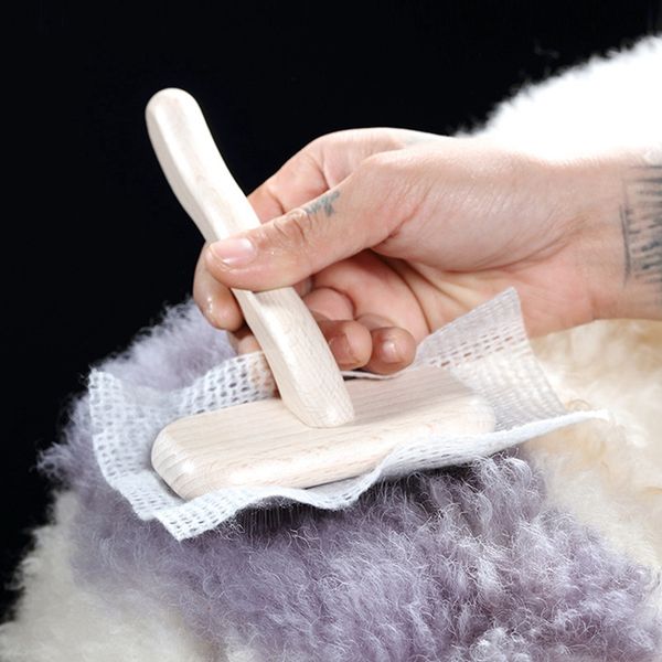 50pcs/set pet comb cleaning non-woven fabric paper portable cleaning paper tablets for cleaning the hair and grease from brush
50pcs/set pet comb cleaning non-woven fabric paper portable cleaning paper tablets for cleaning the hair and grease from brush