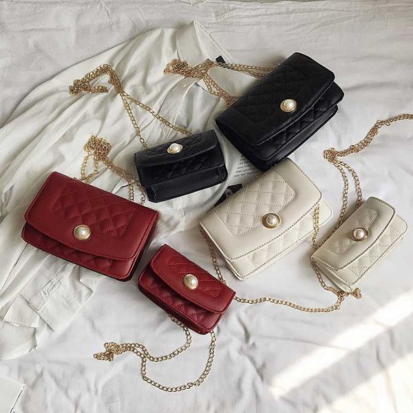 graceful rhombus chain women's bags 2020 popular new fashion all-match shoulder messenger bag soft pu square crossbody handbag
graceful rhombus chain women's bags 2020 popular new fashion all-match shoulder messenger bag soft pu square crossbody handbag