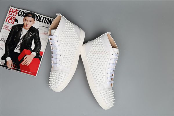 2020 designer shoes men women fashion spike sneakers black red white blue leather suede graffiti flat bottoms luxury casual shoe size 36-47
2020 designer shoes men women fashion spike sneakers black red white blue leather suede graffiti flat bottoms luxury casual shoe size 36-47