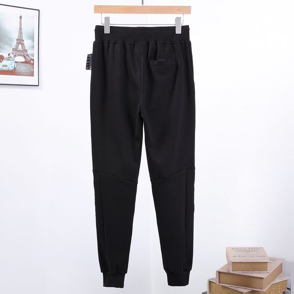 2020 новый прибытие мужчины и женщины пальто и брюки высокого качества tracksuit оптовая куртка унисекс и брюки набор 19122304d, White
2020 новый прибытие мужчины и женщины пальто и брюки высокого качества tracksuit оптовая куртка унисекс и брюки набор 19122304d, White