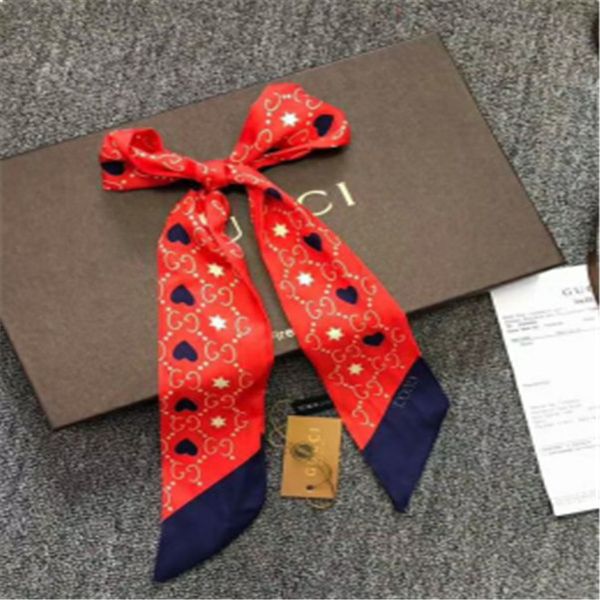 2019 010 the latest selling brand luxury feel traditional old logo double-sided printing ribbon double-layer silk dual-purpose, Blue;gray
2019 010 the latest selling brand luxury feel traditional old logo double-sided printing ribbon double-layer silk dual-purpose, Blue;gray