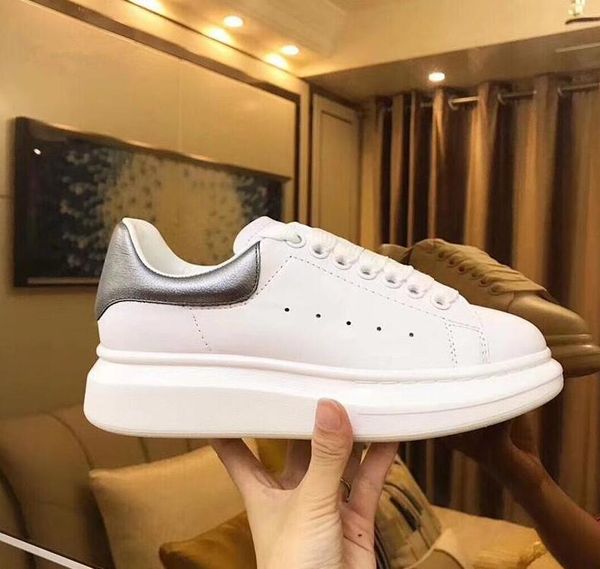 2020 designer mens women shoe white leather suede black gold red comfortable flat luxury sneakers platform casual shoes size 36-44
2020 designer mens women shoe white leather suede black gold red comfortable flat luxury sneakers platform casual shoes size 36-44