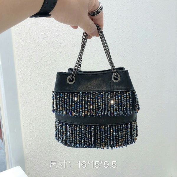 2020 новый стиль искусственные алмазные кисточки ведро сумка цепь crossbody сумка женские кошельки и сумки
2020 новый стиль искусственные алмазные кисточки ведро сумка цепь crossbody сумка женские кошельки и сумки