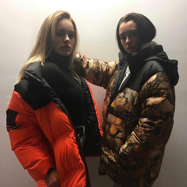 the north face coat 16fw thenf x box логотип пуховики nuptse листья оранжевый ветрозащитный толстый tn fc11 верхняя одежда мода тенденция вн, Black
the north face coat 16fw thenf x box логотип пуховики nuptse листья оранжевый ветрозащитный толстый tn fc11 верхняя одежда мода тенденция вн, Black