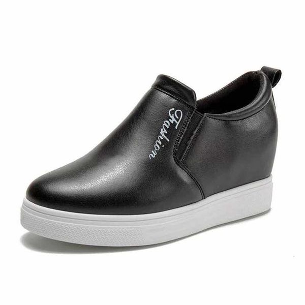 with box sneaker casual shoes trainers fashion sports shoes trainers shoes for by toy99 c20, Black;red
with box sneaker casual shoes trainers fashion sports shoes trainers shoes for by toy99 c20, Black;red