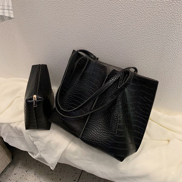 designer-2019 women messenger bag new fashion pu leather shoulder bag composite messenger bag casual old lady handbags taoyuan/7
designer-2019 women messenger bag new fashion pu leather shoulder bag composite messenger bag casual old lady handbags taoyuan/7