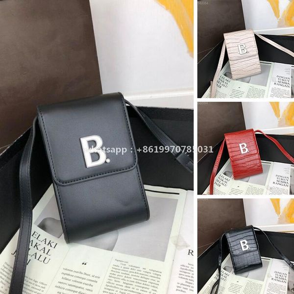2020 mobile phone bag women's new sheepskin fashion personality shoulder slung diamond chain bag designer leather black mini handbag
2020 mobile phone bag women's new sheepskin fashion personality shoulder slung diamond chain bag designer leather black mini handbag