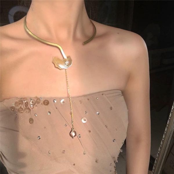 natural torques vintage baroque pearl shell bridal clavicle necklace original design personality simple necklace wedding jewelry, Silver
natural torques vintage baroque pearl shell bridal clavicle necklace original design personality simple necklace wedding jewelry, Silver