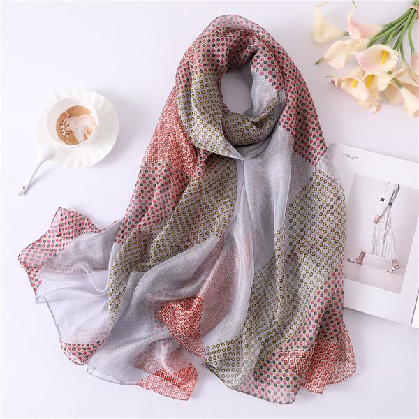 2019 new women's silk scarf soft plaid print scarves large shawls and wraps long ladies foulard hijabs bandana scarves
2019 new women's silk scarf soft plaid print scarves large shawls and wraps long ladies foulard hijabs bandana scarves