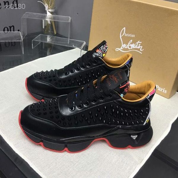 new 2020 black sneakers bottom is red shoe low cut suede spike shoes for men and women luxury shoes party wedding wild sneakers
new 2020 black sneakers bottom is red shoe low cut suede spike shoes for men and women luxury shoes party wedding wild sneakers