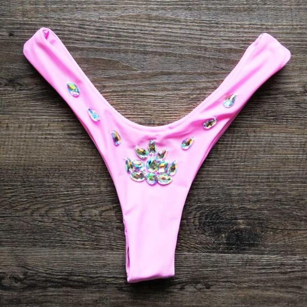women's swimwear 2021 women bikini crystal bottoms pink high cut thong rhinestone diamond swimsuit summer beach wear, White;black
women's swimwear 2021 women bikini crystal bottoms pink high cut thong rhinestone diamond swimsuit summer beach wear, White;black