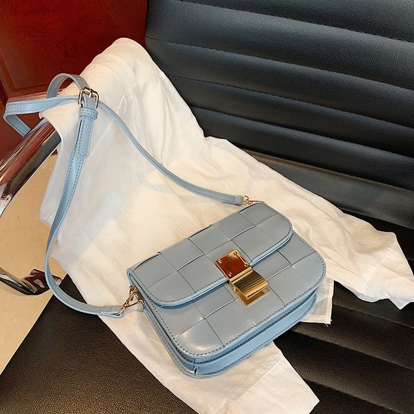 fashion leather woven women shoulder bags designer box messenger bag luxury ladies crossbody bag small square purses female sac
fashion leather woven women shoulder bags designer box messenger bag luxury ladies crossbody bag small square purses female sac
