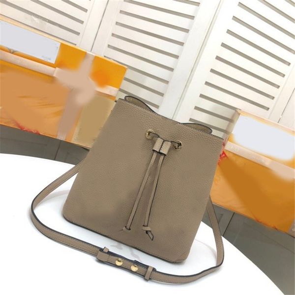 women designer luxury handbags purses 2020 new arrival neonoe soft genuine leather bucket bags tote single shoulder bag
women designer luxury handbags purses 2020 new arrival neonoe soft genuine leather bucket bags tote single shoulder bag