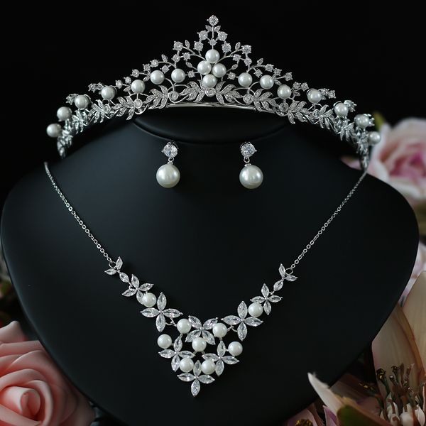3pcs/set cubic zirconia jewelry sets princess bridal wedding crown tiara ornaments simulated pearl choker necklace earrin, White
3pcs/set cubic zirconia jewelry sets princess bridal wedding crown tiara ornaments simulated pearl choker necklace earrin, White