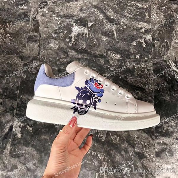 2020 new fashion men women casual shoes leather suede flower skull embroidered luxury designer sneakers shoes 35-45, Black
2020 new fashion men women casual shoes leather suede flower skull embroidered luxury designer sneakers shoes 35-45, Black