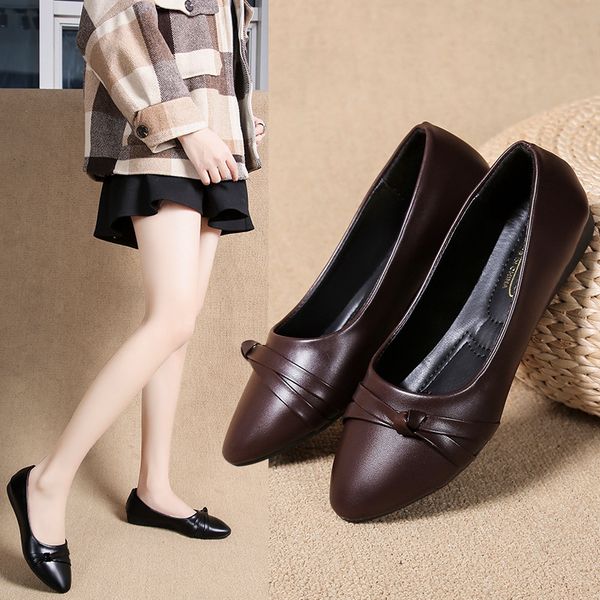 nurse shoes low heels casual female sneakers pointed toe shallow mouth soft all-match shose women nursing summer comfortable, Black
nurse shoes low heels casual female sneakers pointed toe shallow mouth soft all-match shose women nursing summer comfortable, Black