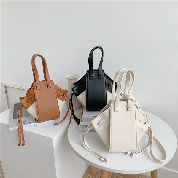 fashion korean version of the new pu female bag 2019 stitching handbag hit color single shoulder large capacity bucket bag
fashion korean version of the new pu female bag 2019 stitching handbag hit color single shoulder large capacity bucket bag