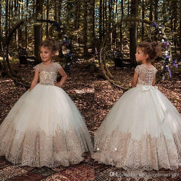 gorgeous princess lace little girls pageant dresses sheer2018 girl pageant dress ball gown kids formal wear flower girls dresses for wedding, White;blue
gorgeous princess lace little girls pageant dresses sheer2018 girl pageant dress ball gown kids formal wear flower girls dresses for wedding, White;blue