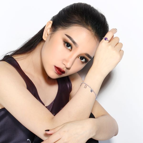 fashion-purple zircon crystal ring excellent quality looks expensive elegant jewelry cute finger rings, Golden;silver
fashion-purple zircon crystal ring excellent quality looks expensive elegant jewelry cute finger rings, Golden;silver