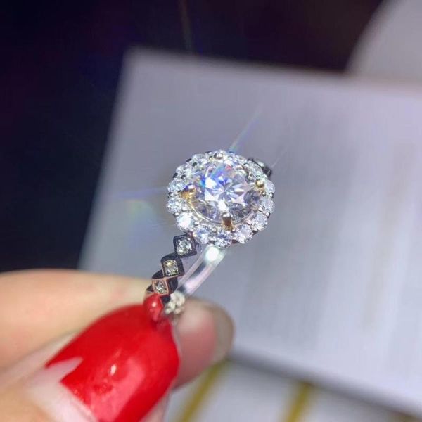 flashing moissanite gemstone ring for women round natural gem 925 sterling silver shiny better than diamond engagement ring gift, Golden;silver
flashing moissanite gemstone ring for women round natural gem 925 sterling silver shiny better than diamond engagement ring gift, Golden;silver