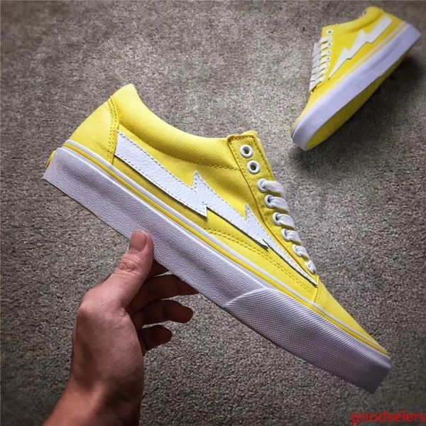 yezee calabasas stylist ian connors revenge x storm sneakers kanye west calabasas casual shoe men women shoes four colors wholesale eur36-44
yezee calabasas stylist ian connors revenge x storm sneakers kanye west calabasas casual shoe men women shoes four colors wholesale eur36-44
