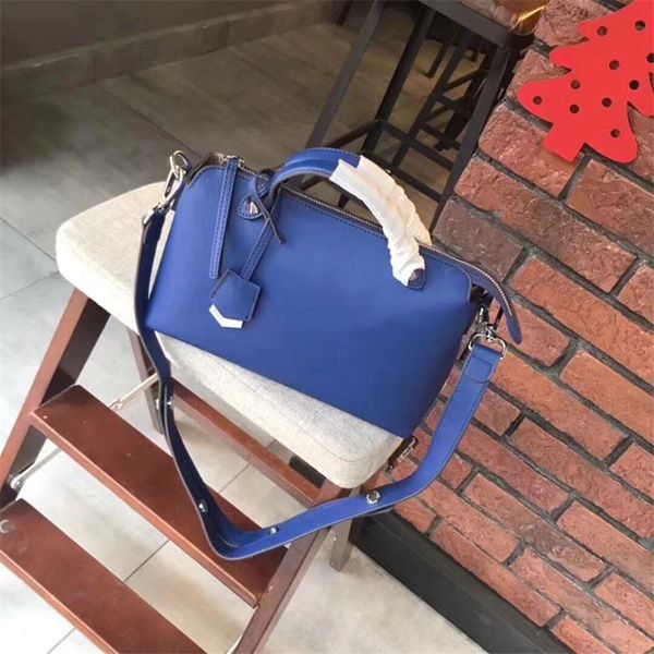 2020 fahsion bags women designer luxury handbags classic style genuine real leather tote clutch crossbody shoulder bags purses
2020 fahsion bags women designer luxury handbags classic style genuine real leather tote clutch crossbody shoulder bags purses
