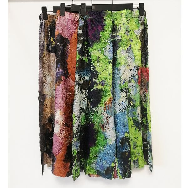 wide-leg pants women's 2020 summer oil painting printed loose elastic miyake pleated large size casual trousers ankle length, Black;white
wide-leg pants women's 2020 summer oil painting printed loose elastic miyake pleated large size casual trousers ankle length, Black;white