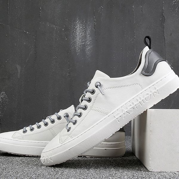 100% genuine leather shoes men sneakers casual leather shoes male white cool young man fashion sneakers ka1585, Black
100% genuine leather shoes men sneakers casual leather shoes male white cool young man fashion sneakers ka1585, Black