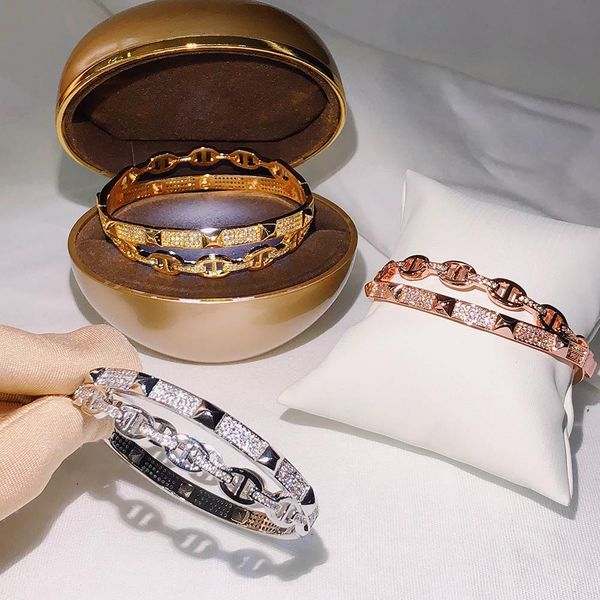 personality fashion simple women's bracelet trend copper material party ball girl bracelet overlapping, Golden;silver
personality fashion simple women's bracelet trend copper material party ball girl bracelet overlapping, Golden;silver