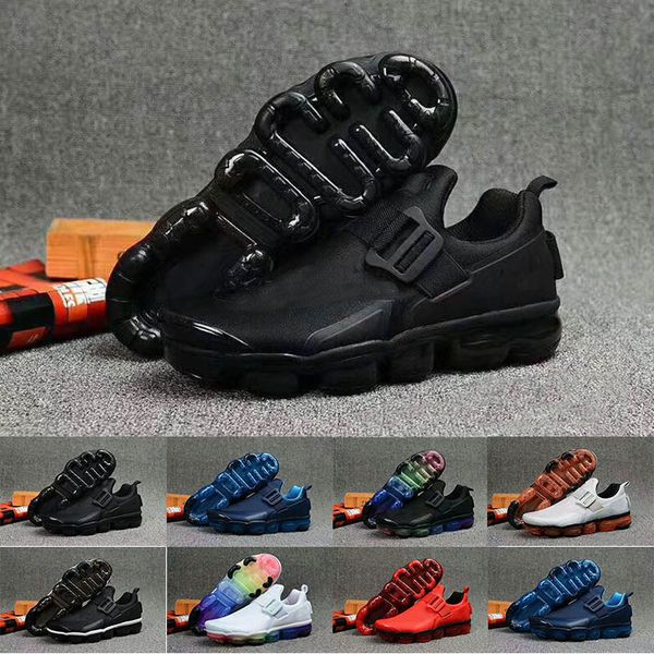 2019 Mens Running Shoes Triple Black White Deep Blue Orange Men Trainers Designer Sports Zapatillas Sneakers Size 40-46
2019 Mens Running Shoes Triple Black White Deep Blue Orange Men Trainers Designer Sports Zapatillas Sneakers Size 40-46