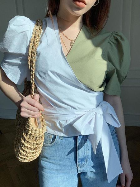 100% cotton overlap white green v-neck womens blouses 2020 summer puff sleeve elegant womens shirt fashion clothing
100% cotton overlap white green v-neck womens blouses 2020 summer puff sleeve elegant womens shirt fashion clothing