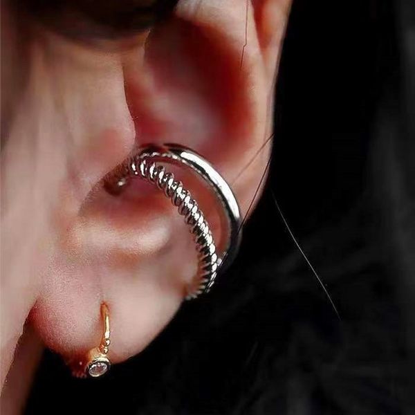 ear clips for women cool personality exquisite clip earrings without pierced gold and silver color clips ear jewelry
ear clips for women cool personality exquisite clip earrings without pierced gold and silver color clips ear jewelry